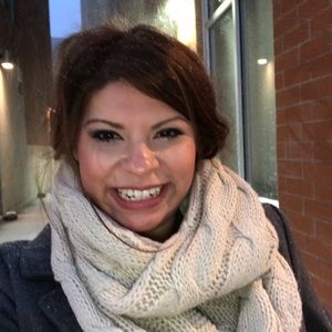 Meet your Posher, Ana